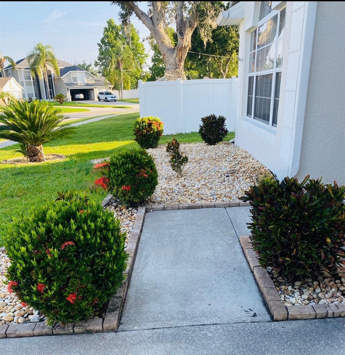 WESTON HILLS SUB - Residential