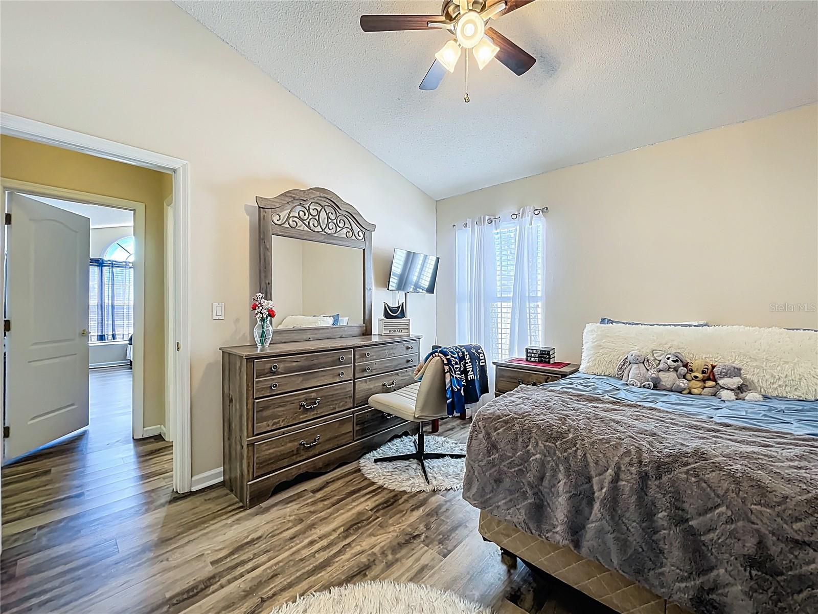 WESTON HILLS SUB - Residential