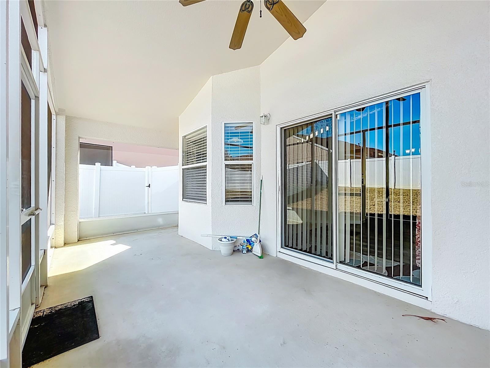 WESTON HILLS SUB - Residential