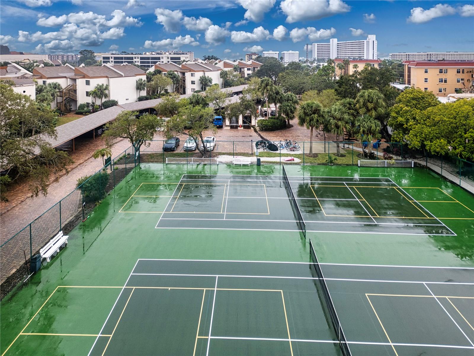 MIDNIGHT COVE II - Residential