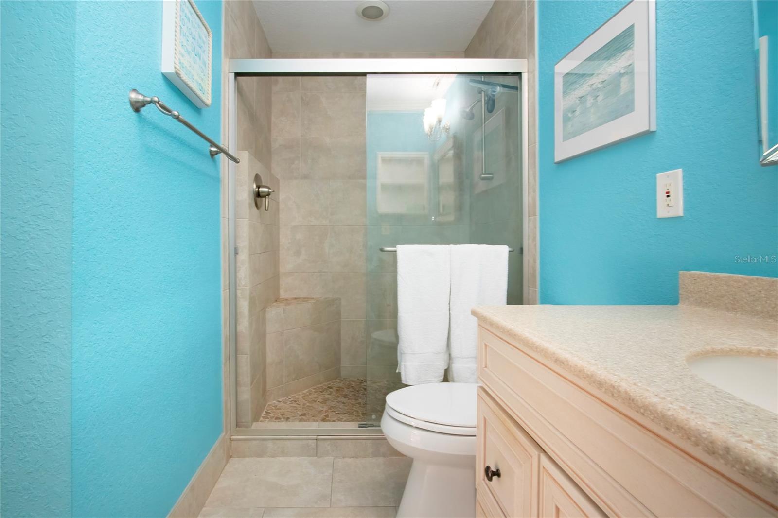 MIDNIGHT COVE II - Residential