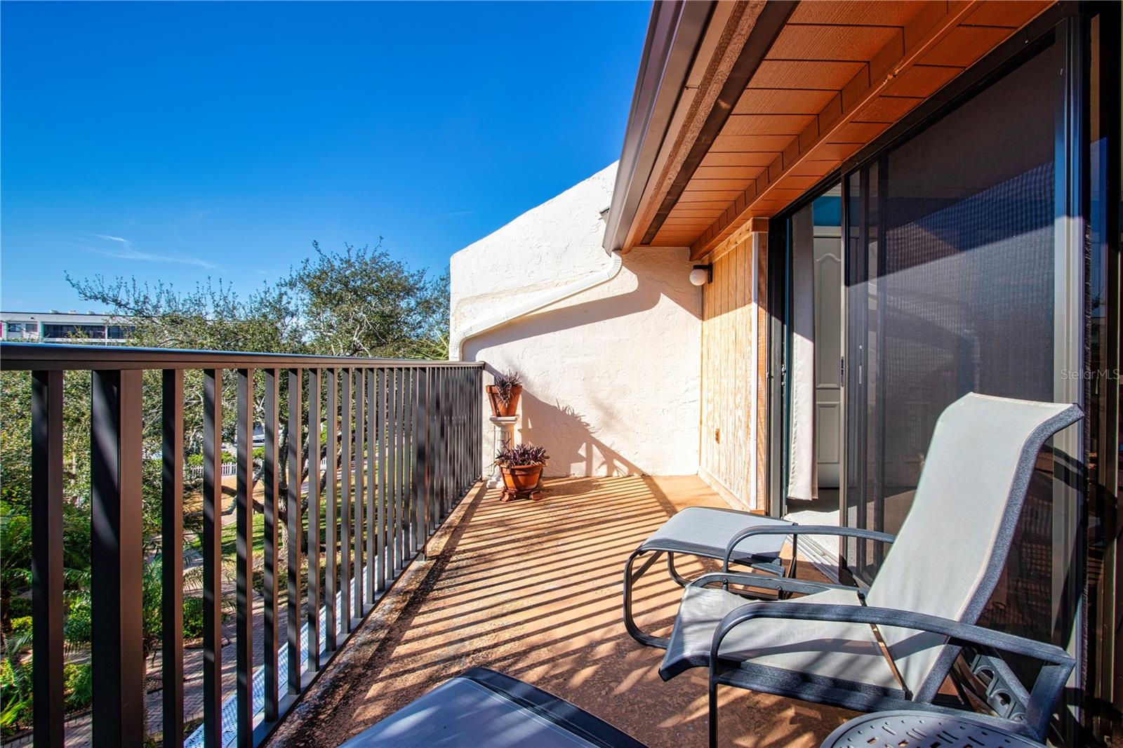 MIDNIGHT COVE II - Residential