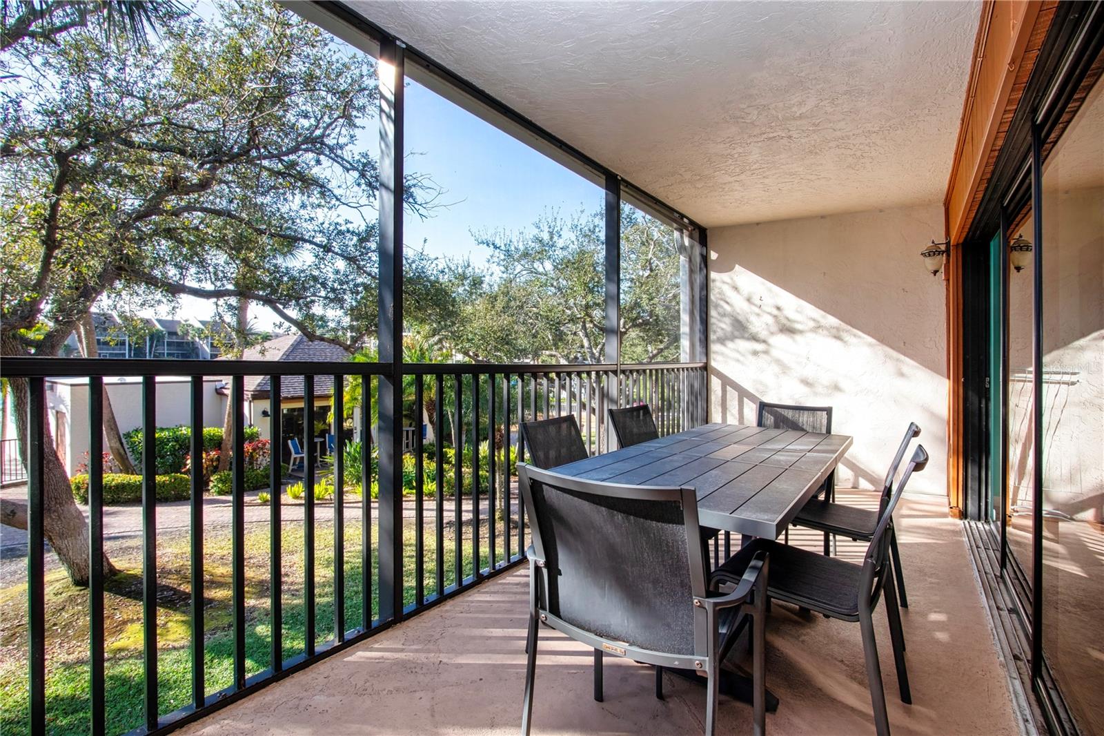 MIDNIGHT COVE II - Residential