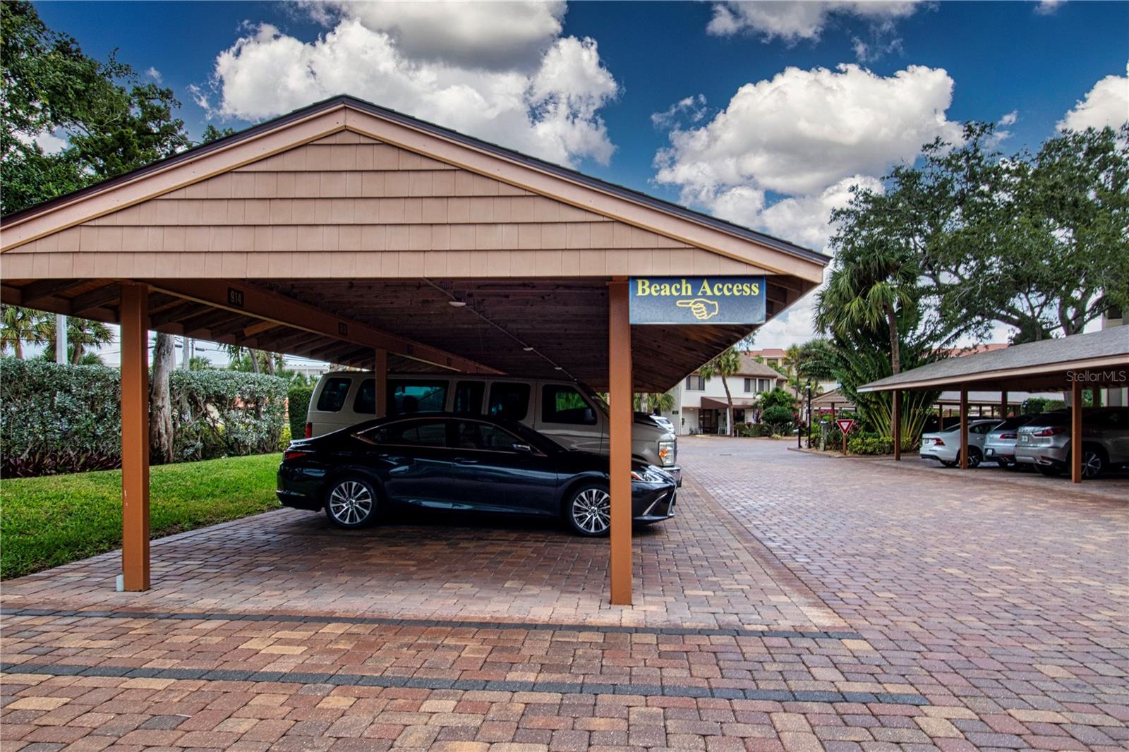 MIDNIGHT COVE II - Residential