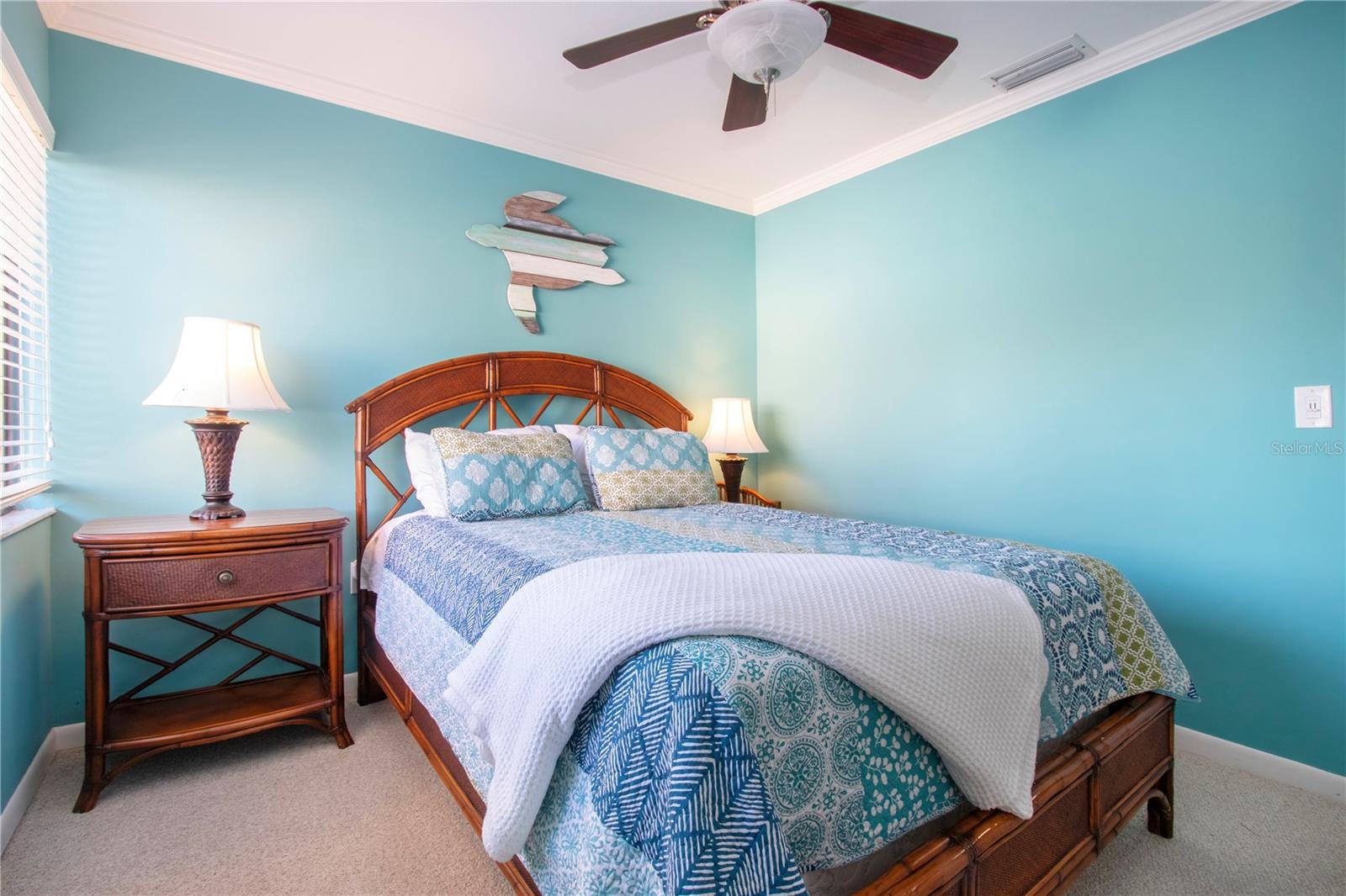 MIDNIGHT COVE II - Residential