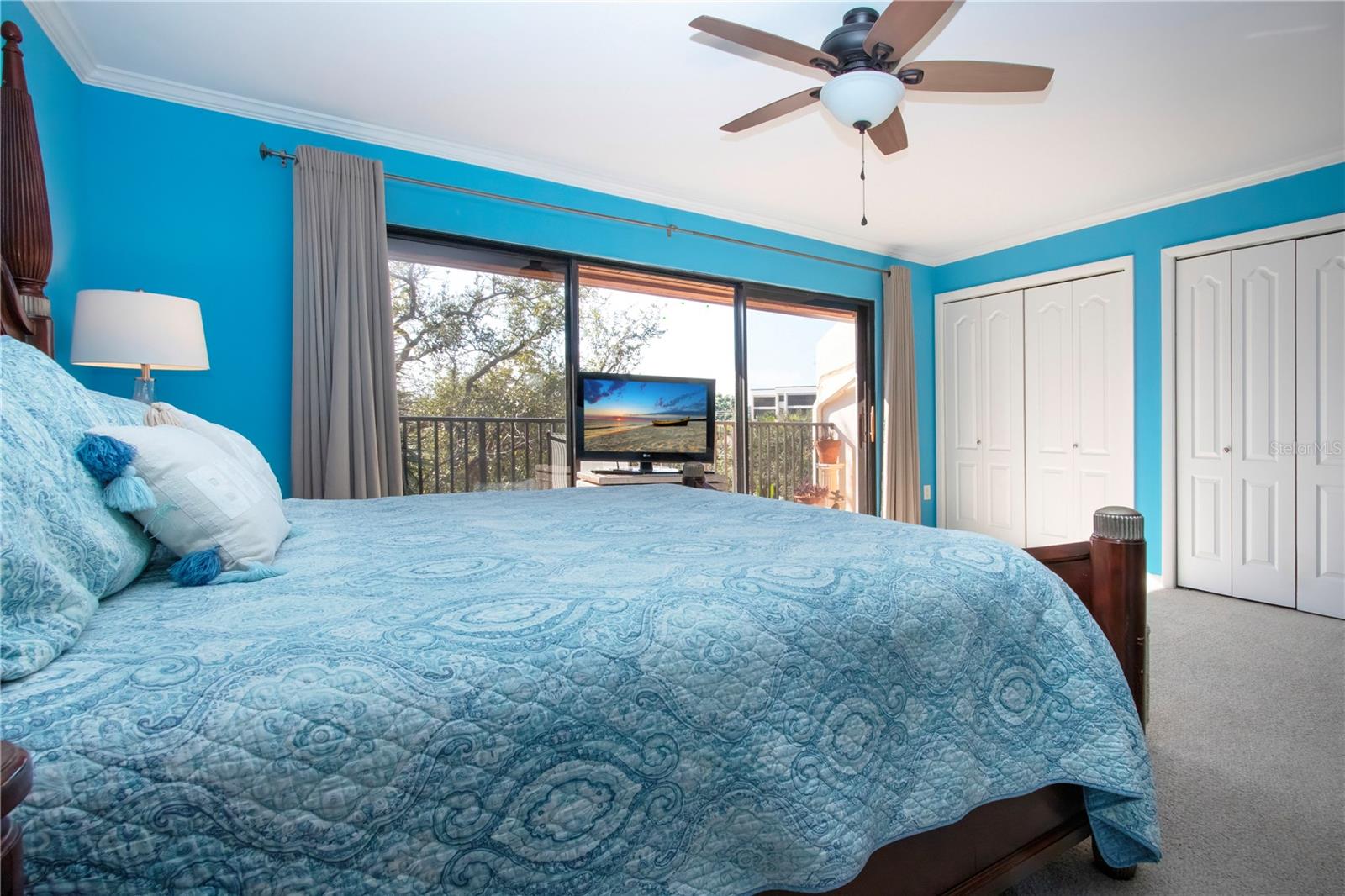 MIDNIGHT COVE II - Residential