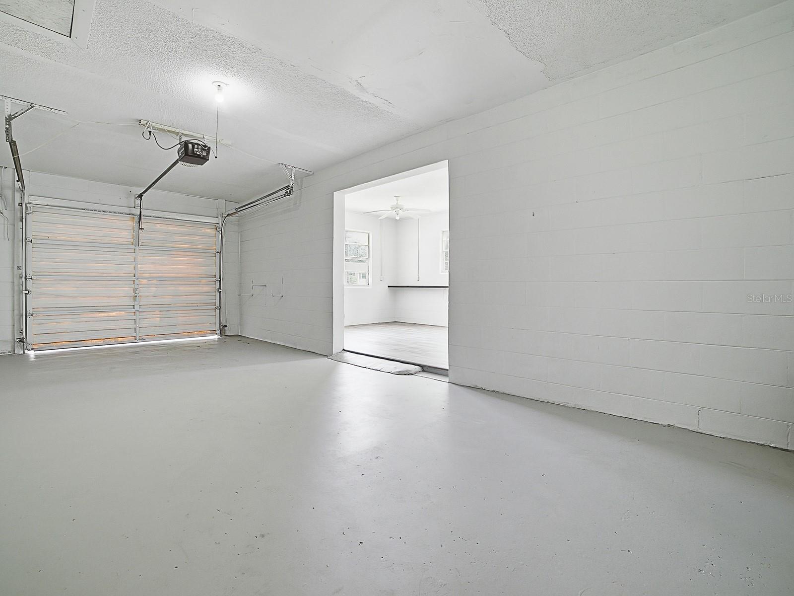 CITRUS SPGS UNIT 04 - Residential