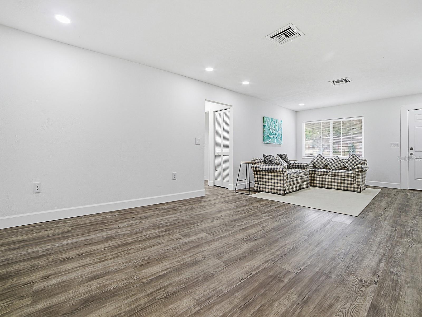 CITRUS SPGS UNIT 04 - Residential