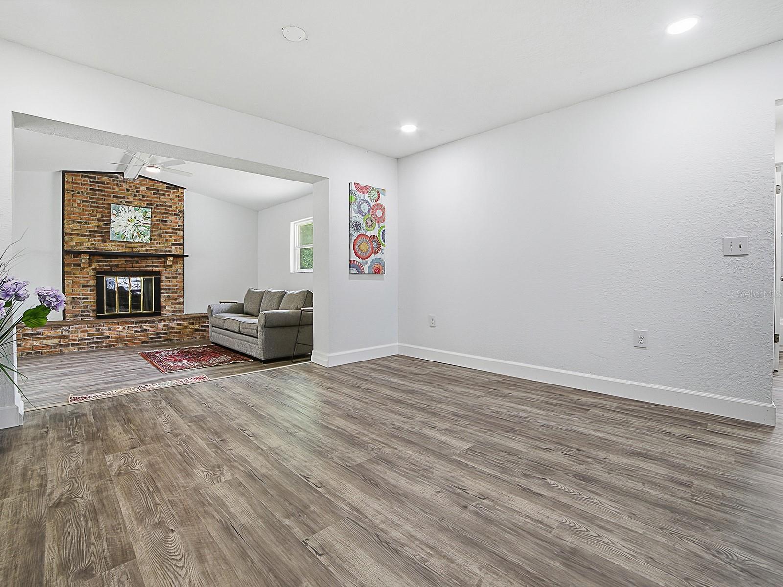 CITRUS SPGS UNIT 04 - Residential