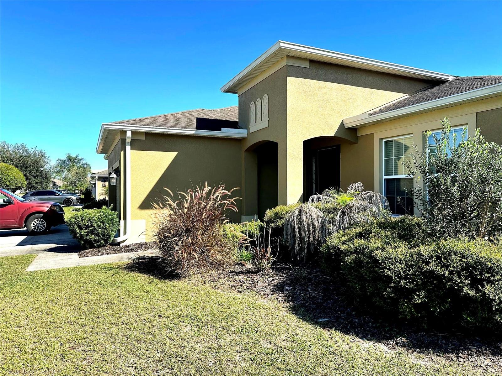 3259 SUMMIT LANE