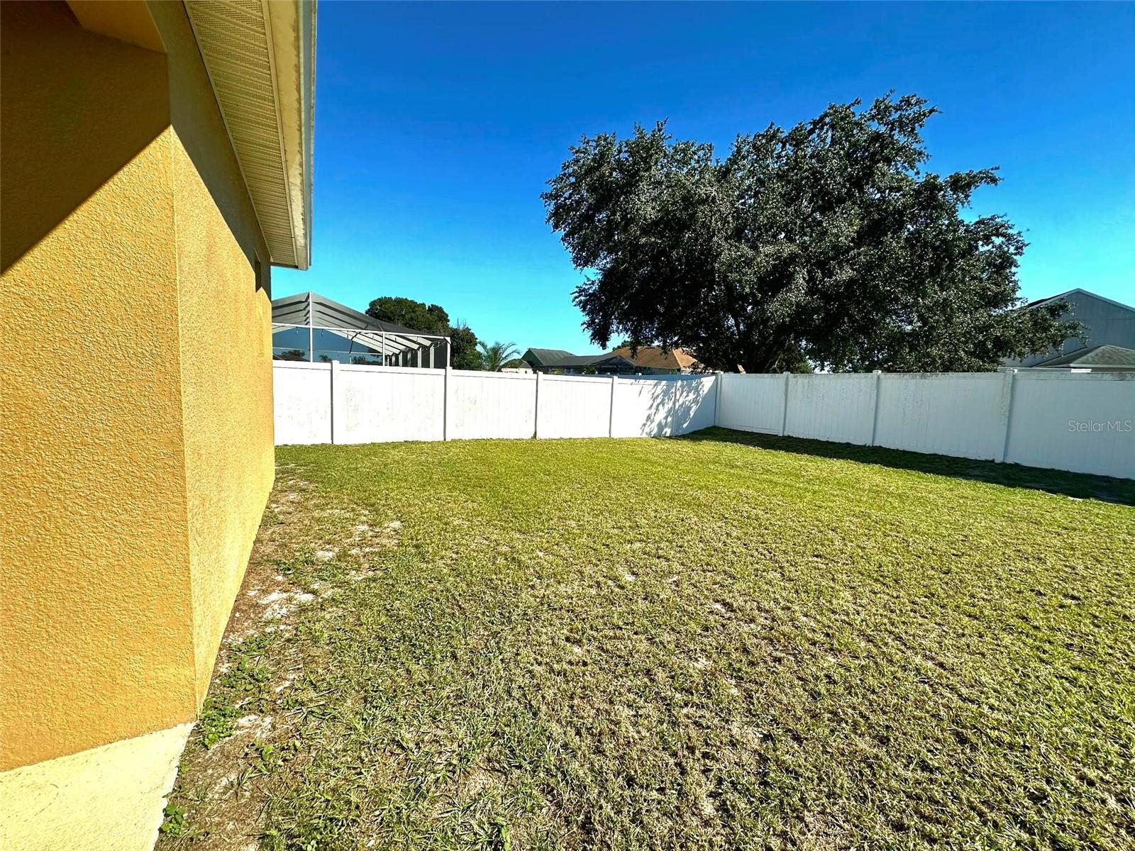 3259 SUMMIT LANE