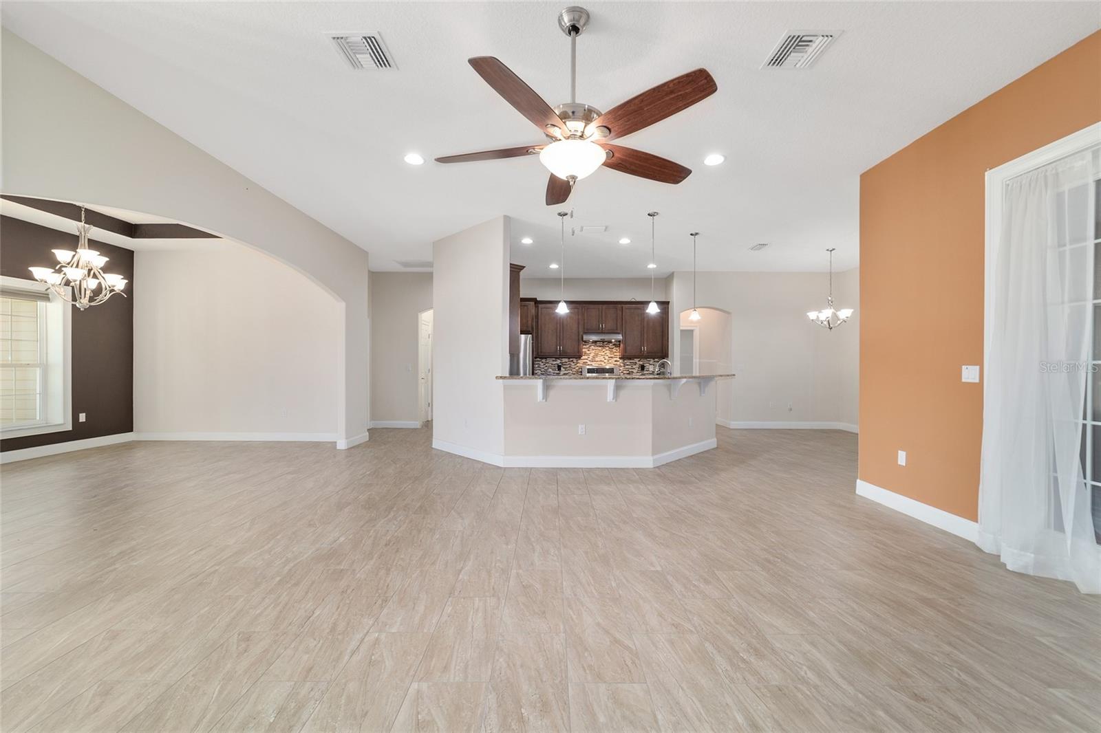 ROLLING RANCHETTES - Residential