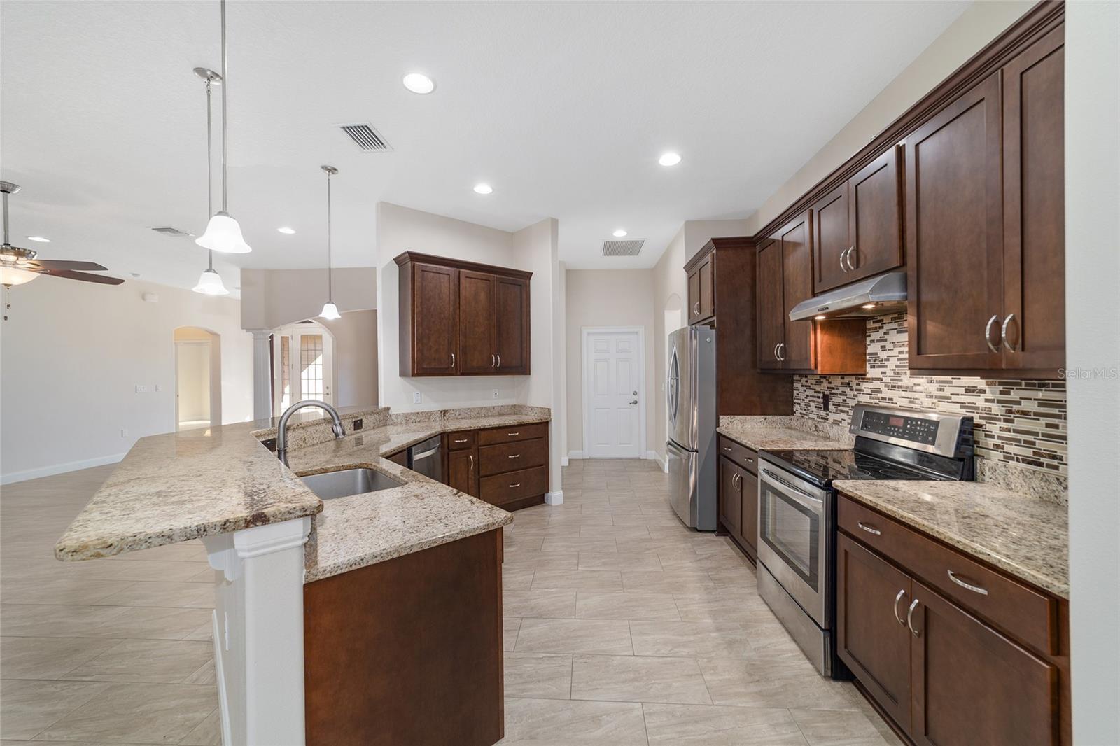 ROLLING RANCHETTES - Residential