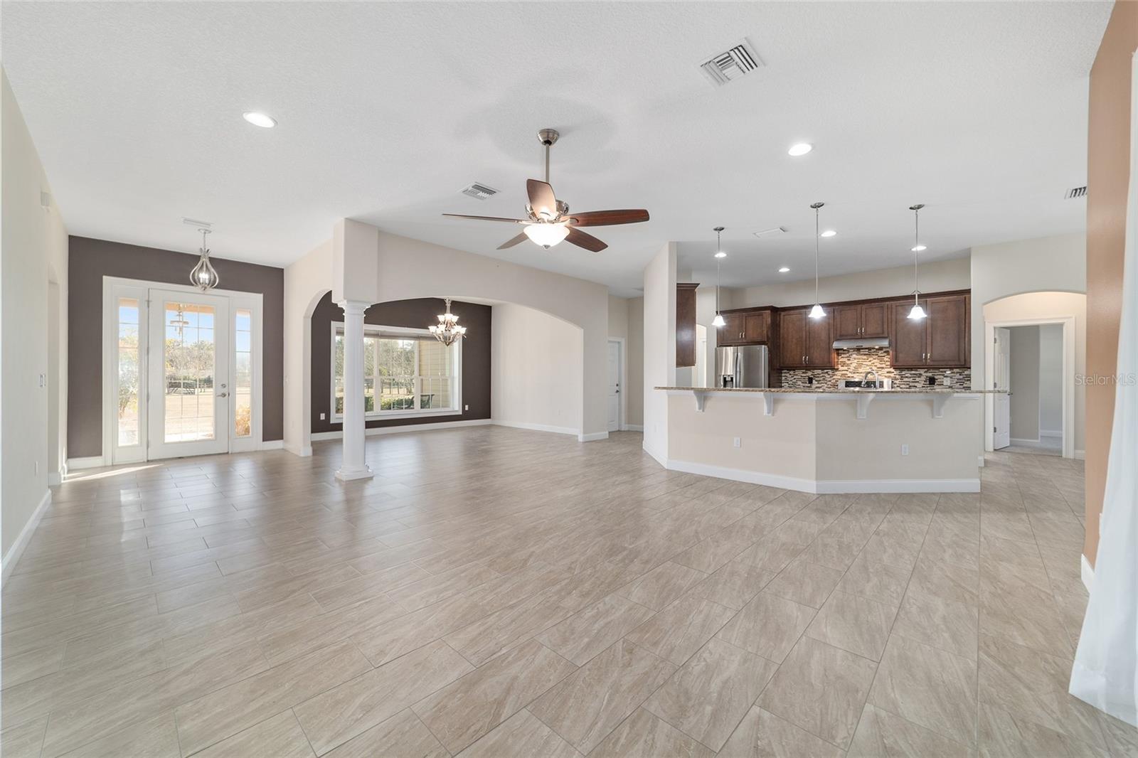 ROLLING RANCHETTES - Residential