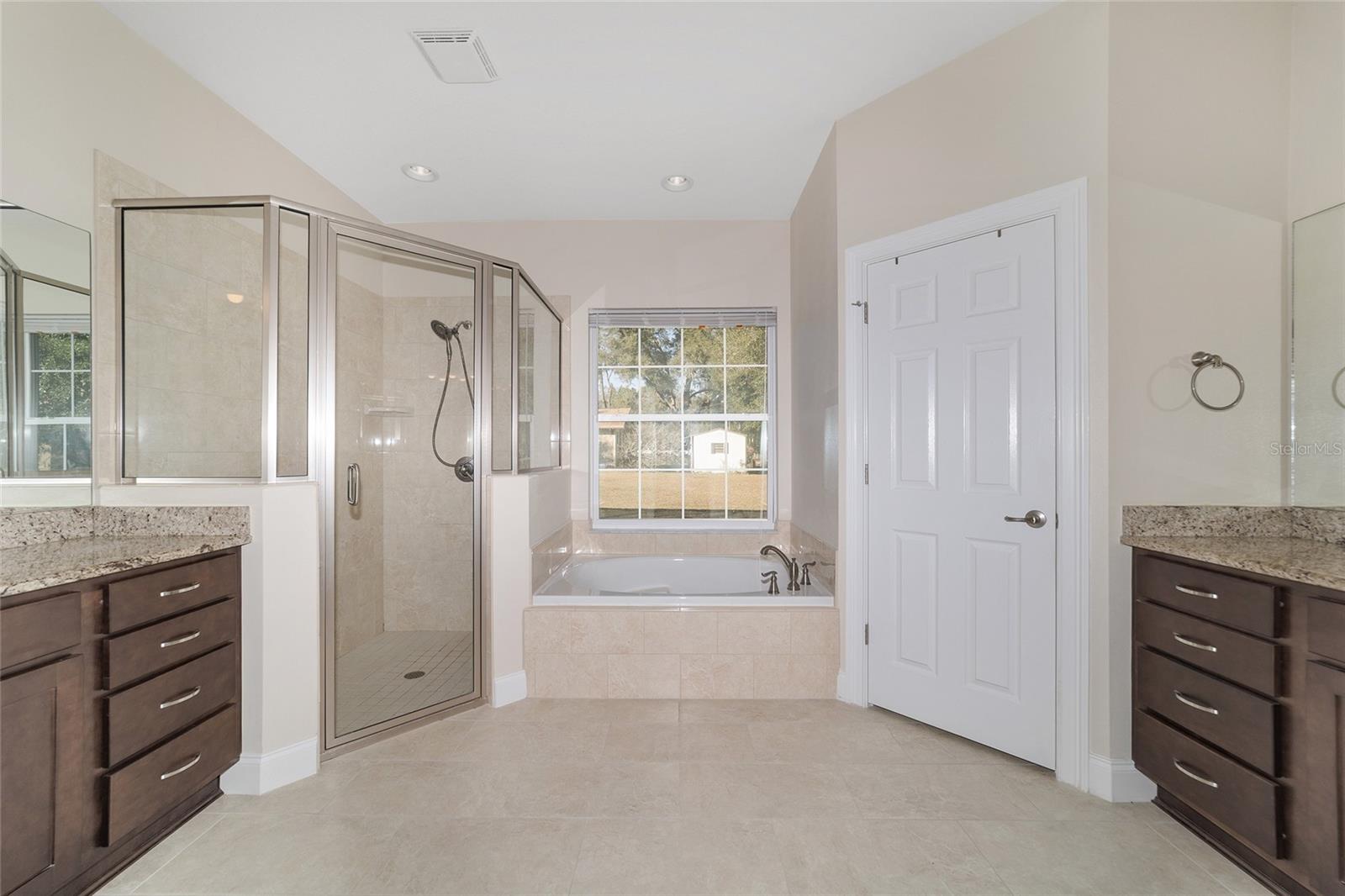 ROLLING RANCHETTES - Residential