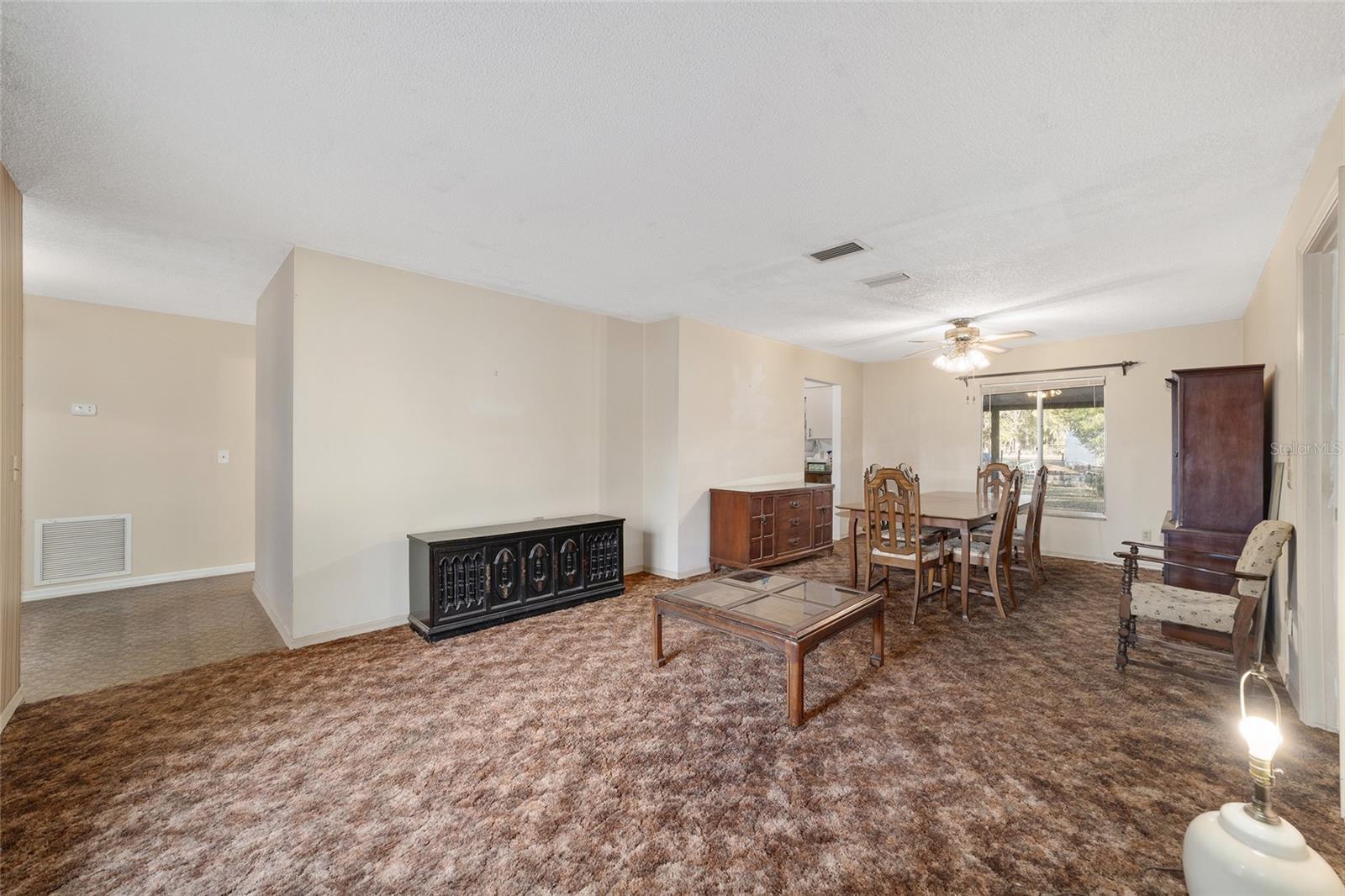 ROLLING RANCHETTES - Residential