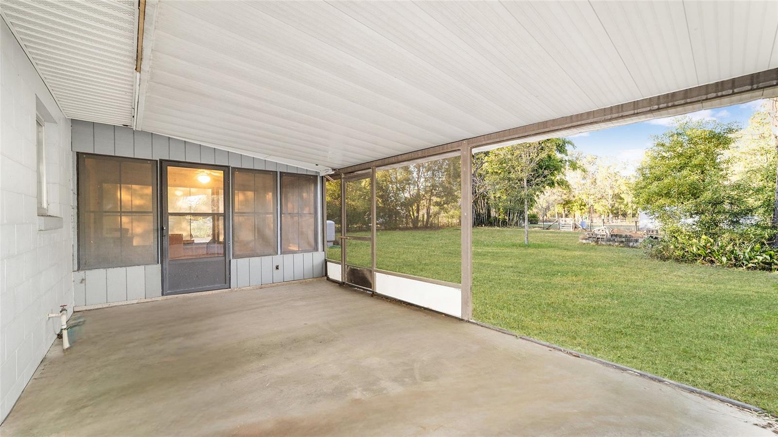 ROLLING RANCHETTES - Residential