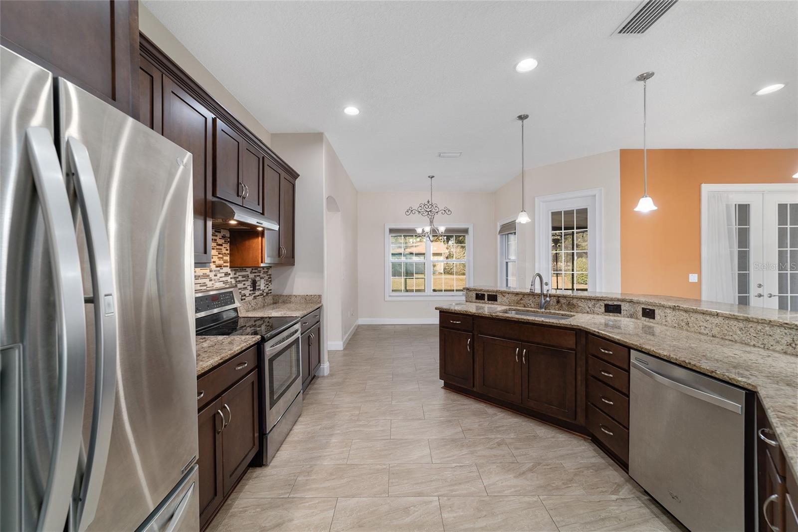 ROLLING RANCHETTES - Residential