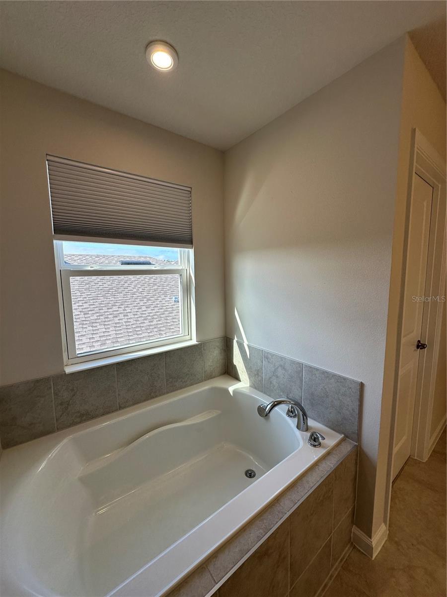 PARK VIEW PRESERVE PH 1 - Residential Lease