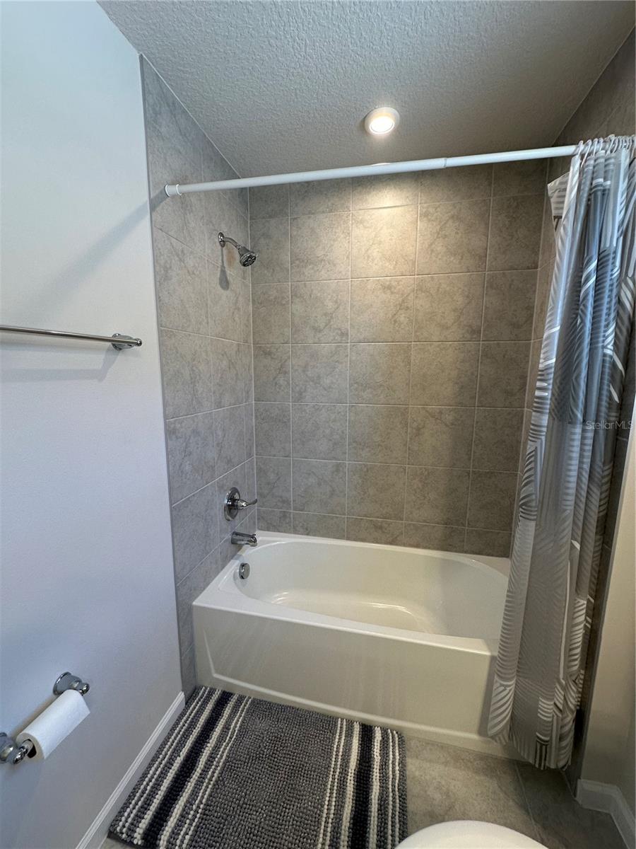 PARK VIEW PRESERVE PH 1 - Residential Lease