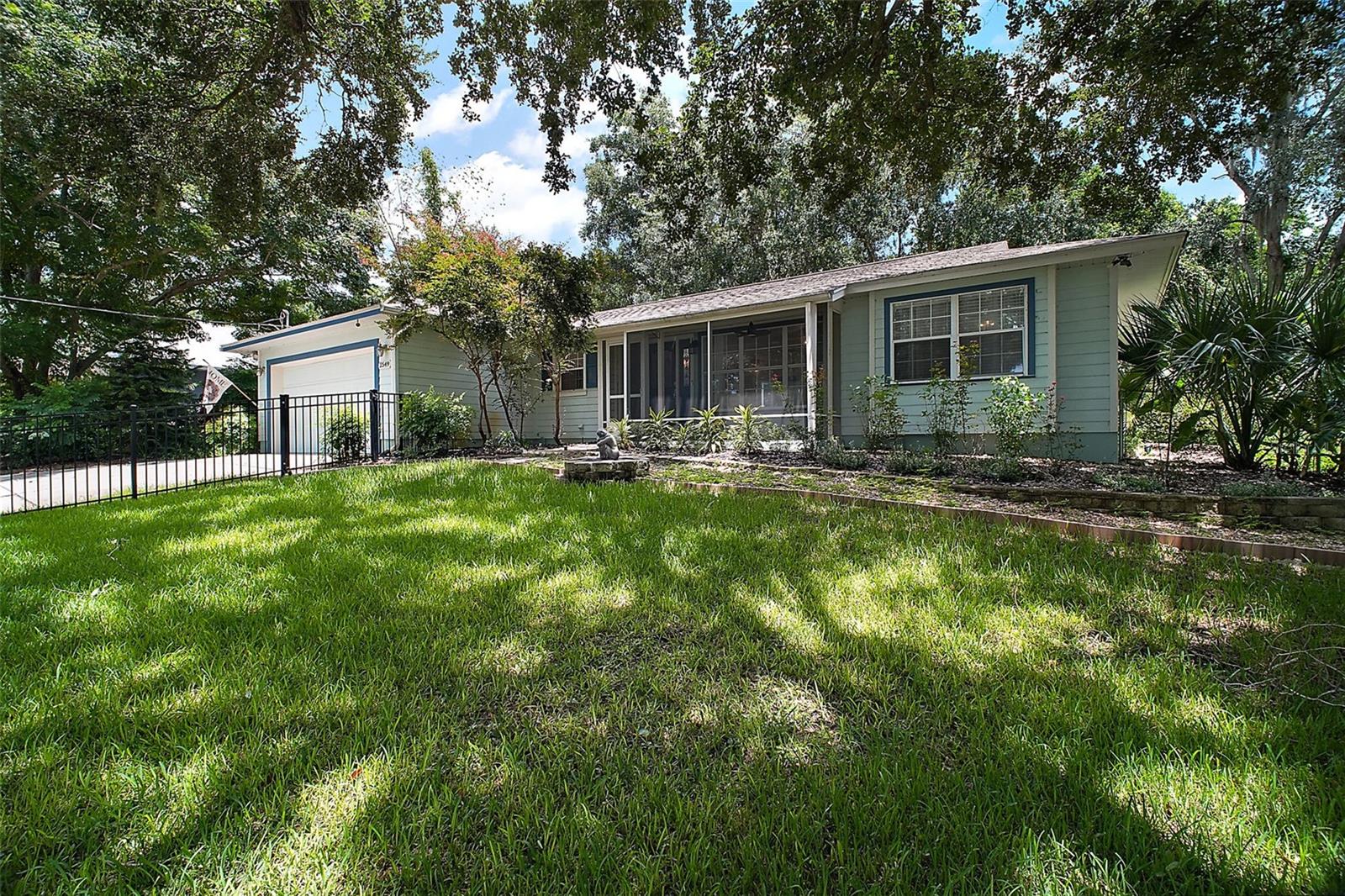 2549 COUNTRY CLUB ROAD