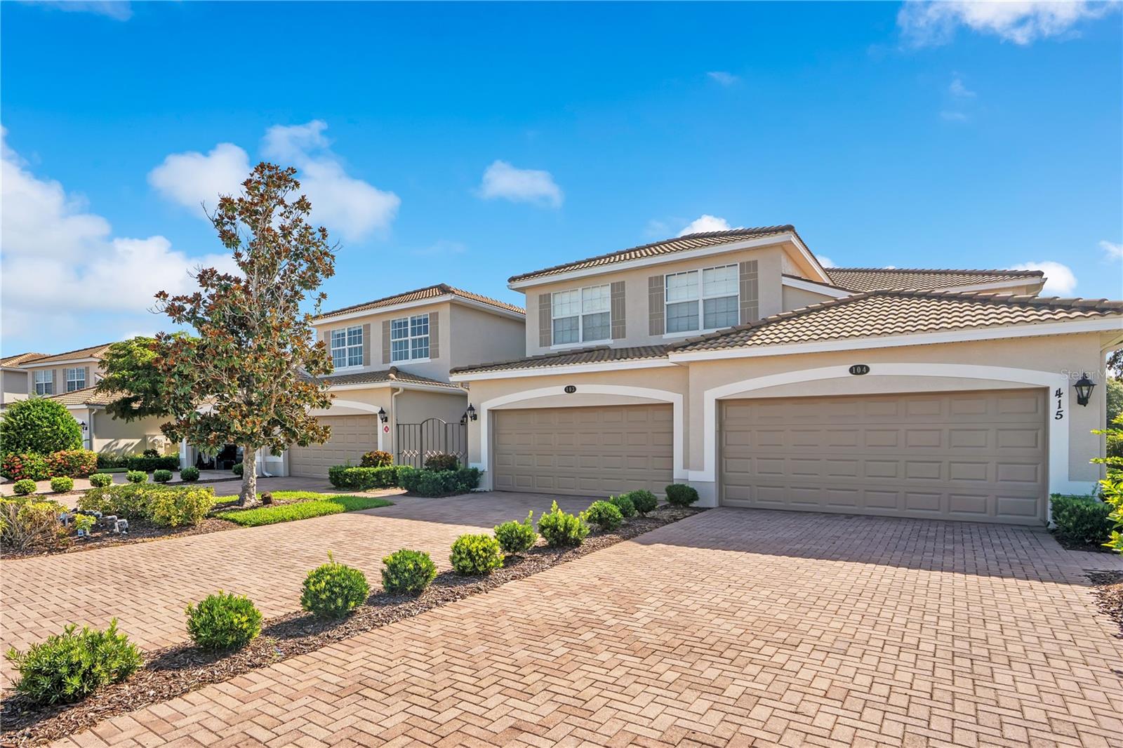 415 WINDING BROOK LANE 102