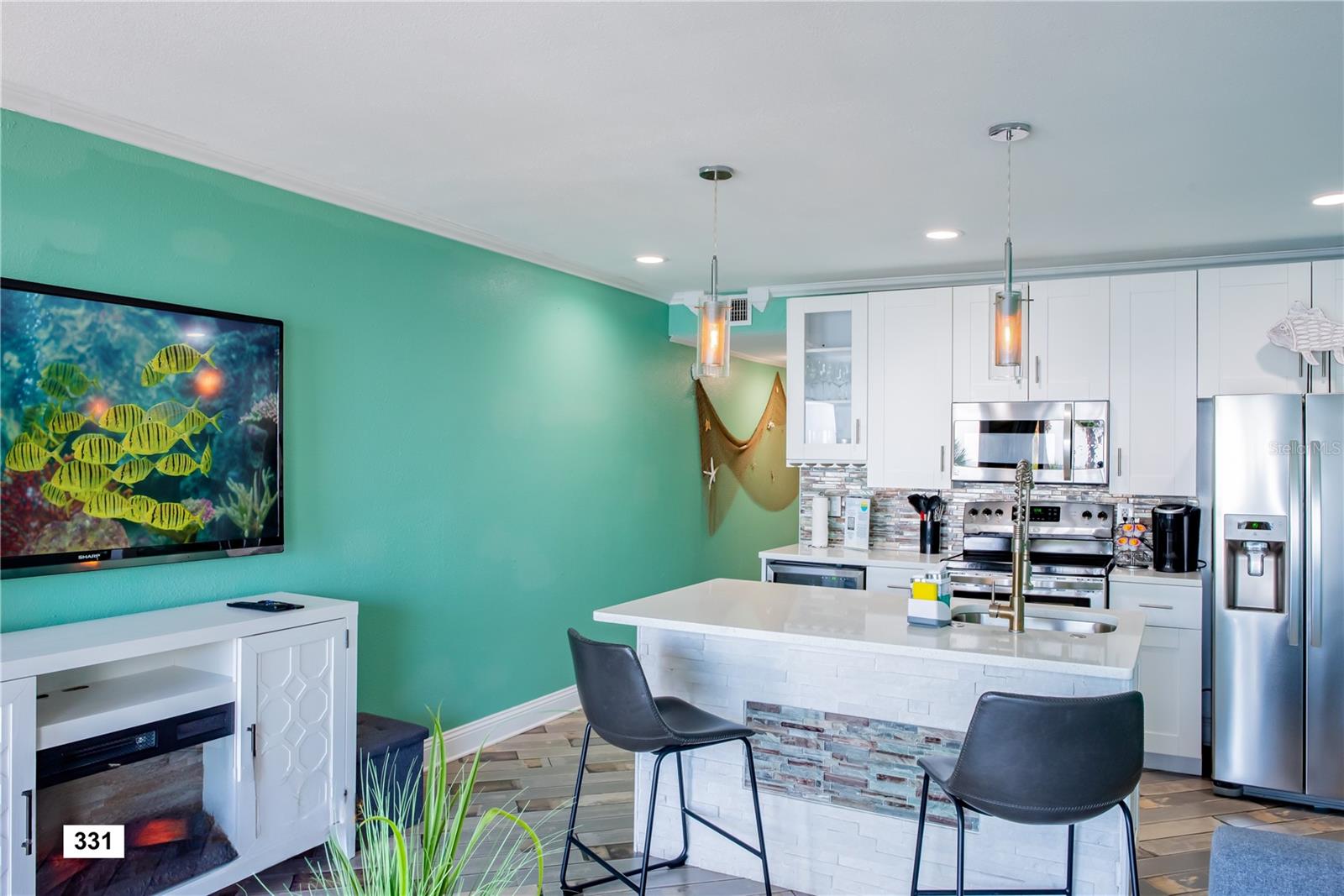 SAILPORT RESORT CONDOMINIUM ON THE BAY & PHASE 2 - Residential Income