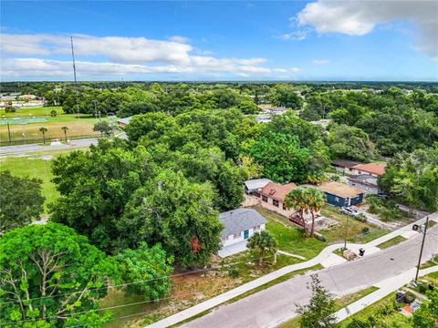 A home in APOPKA