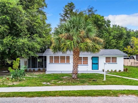 A home in APOPKA