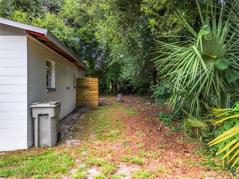 A home in APOPKA