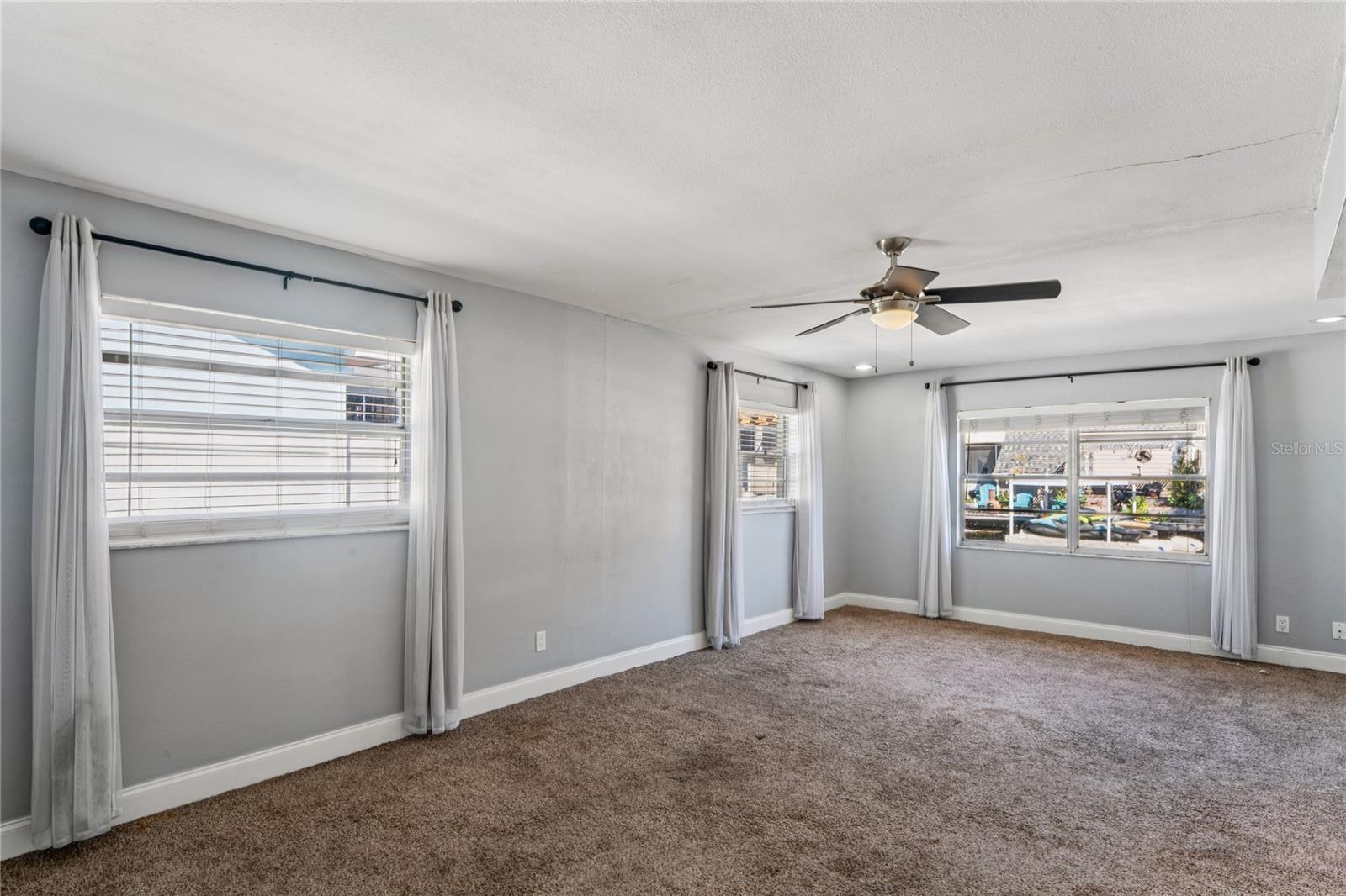 LAKE SHORE ESTATES 3RD ADD - Residential