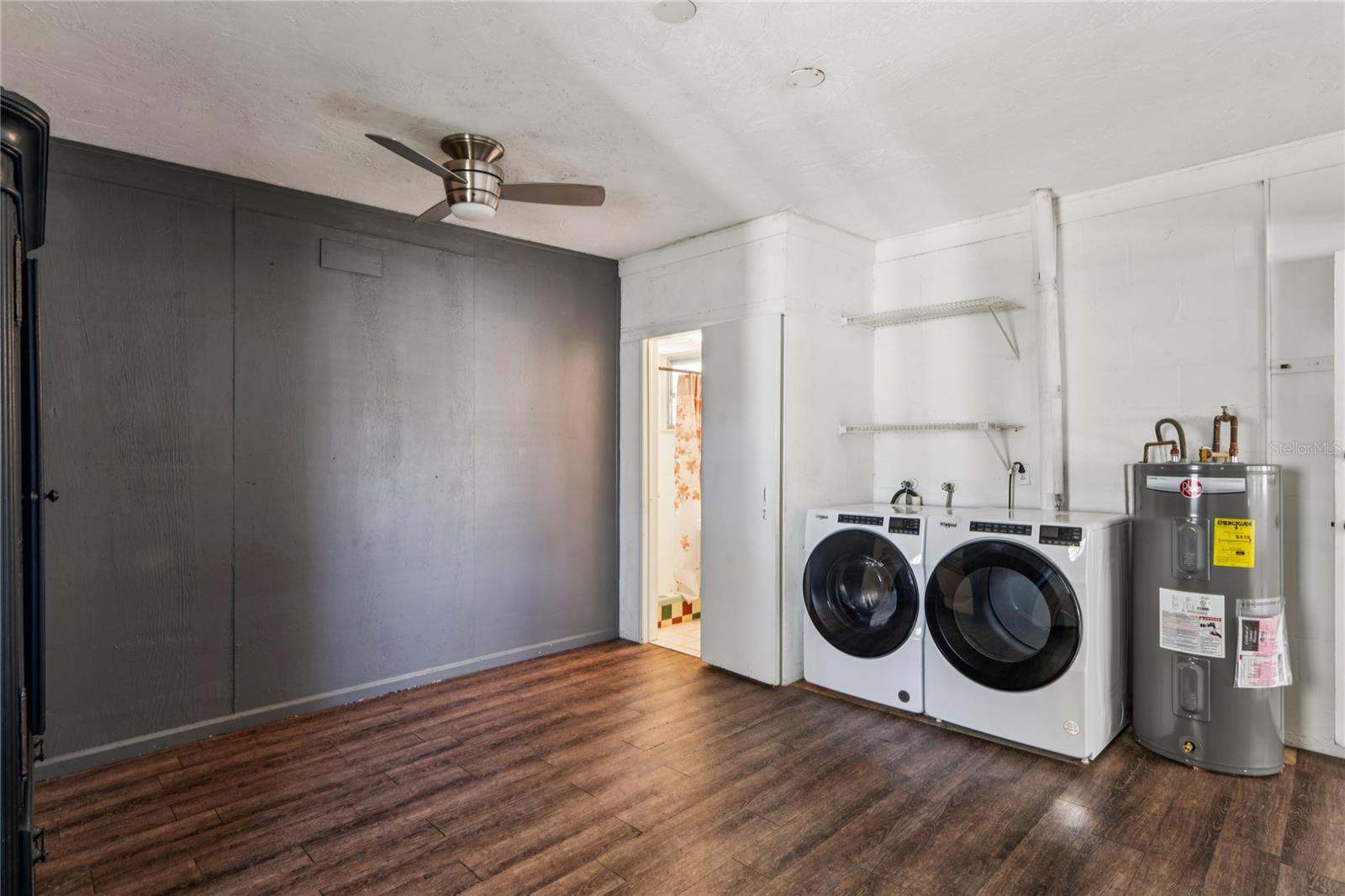 LAKE SHORE ESTATES 3RD ADD - Residential