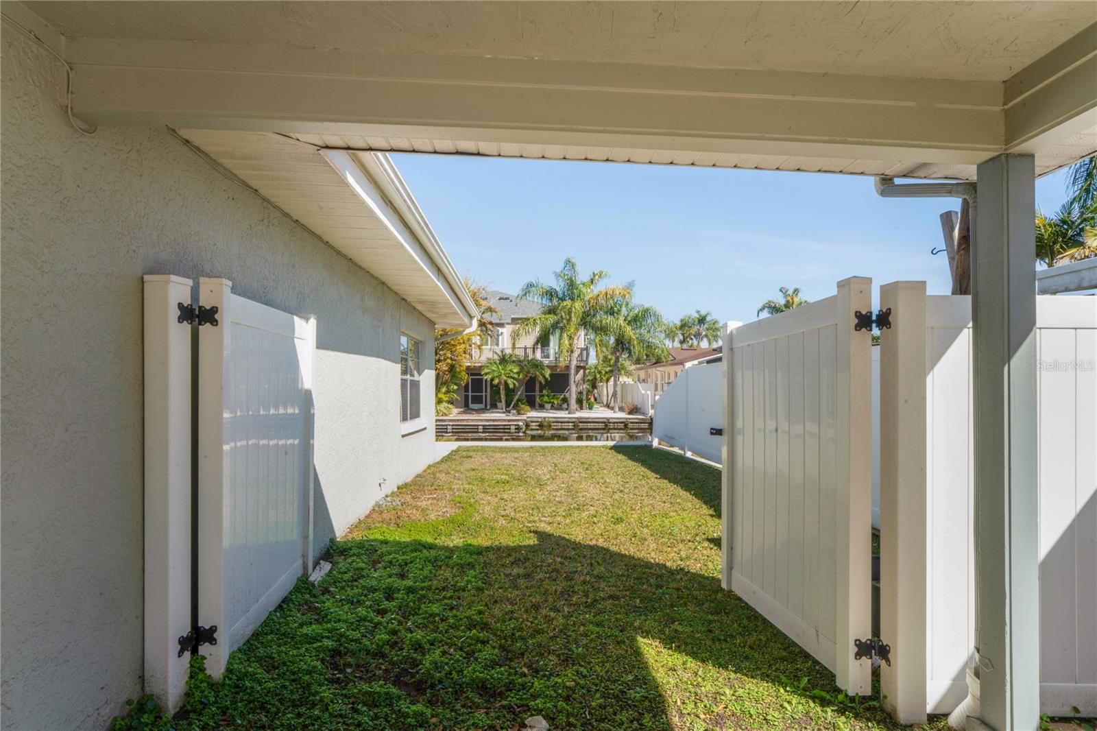 LAKE SHORE ESTATES 3RD ADD - Residential