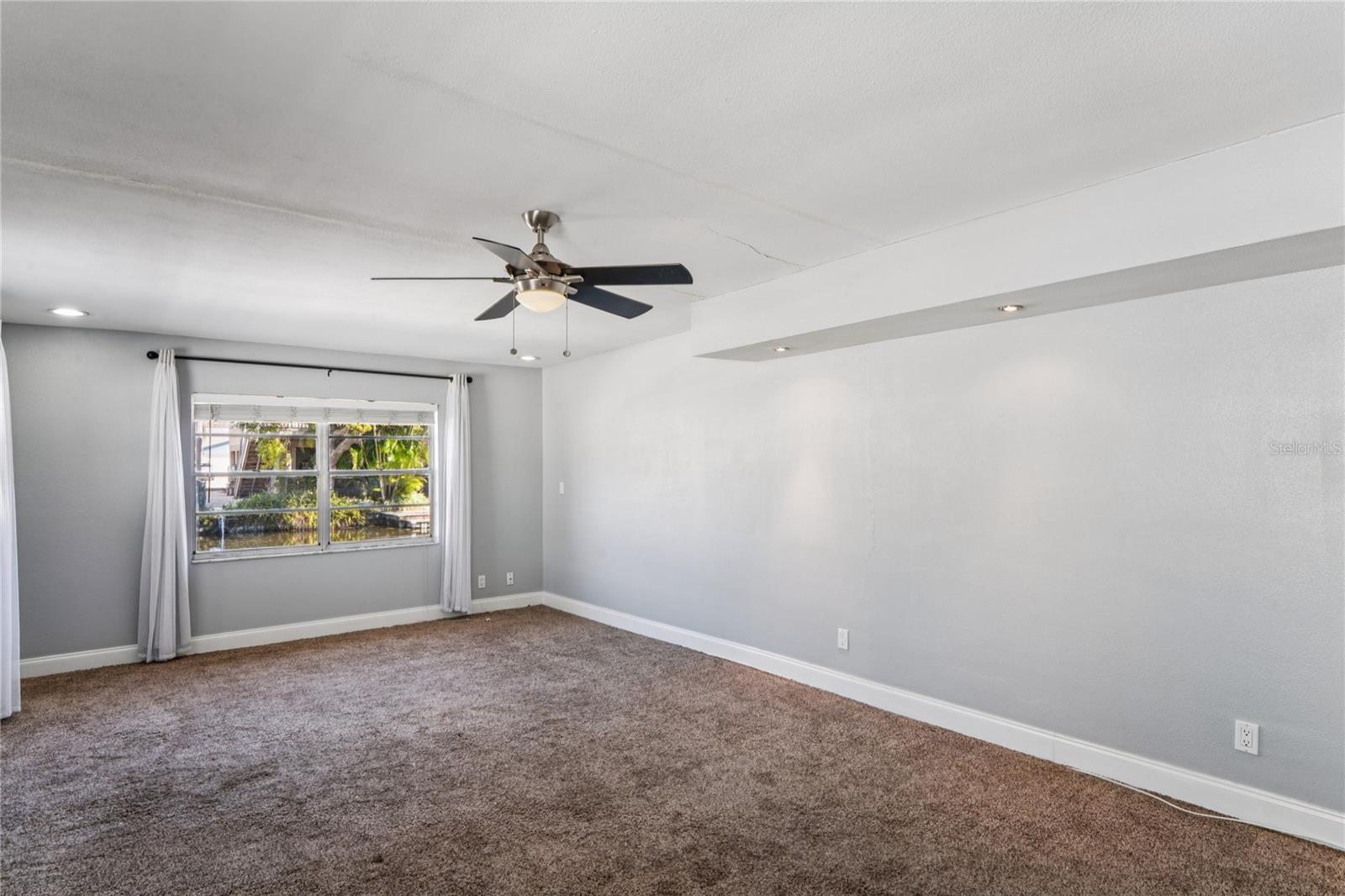 LAKE SHORE ESTATES 3RD ADD - Residential