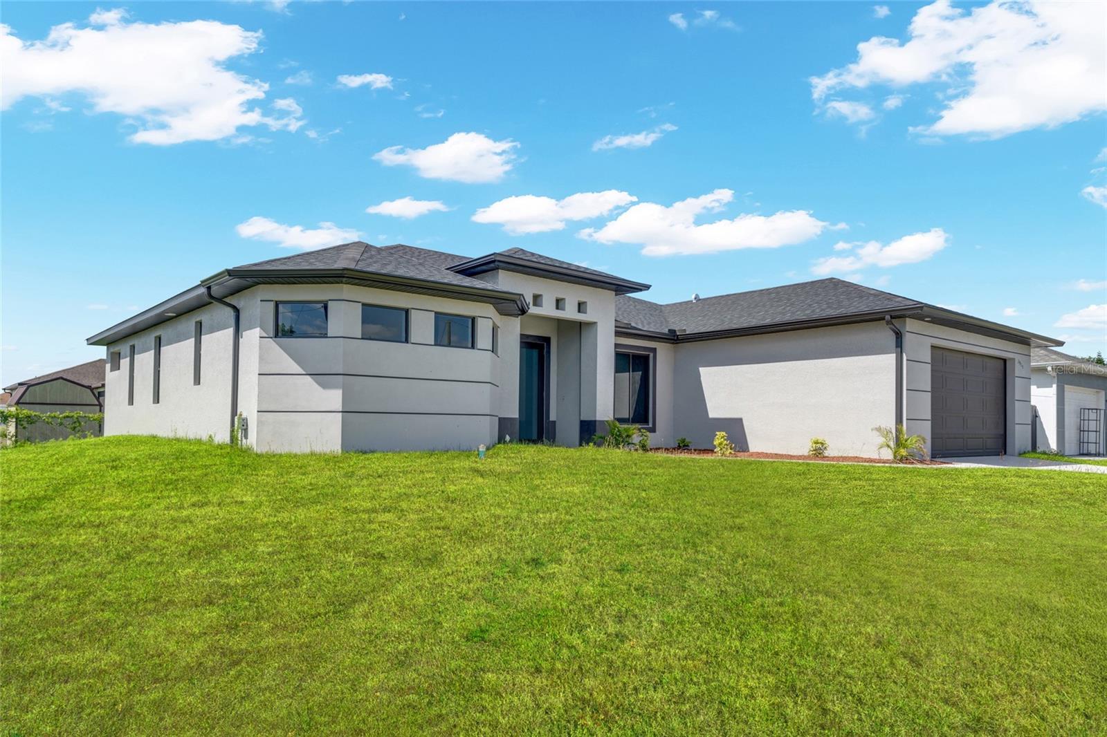 LEHIGH ACRES - Residential