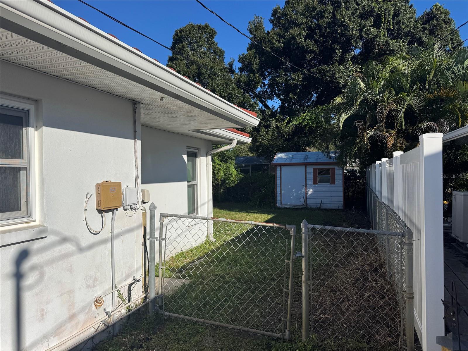 1640 KAY DRIVE