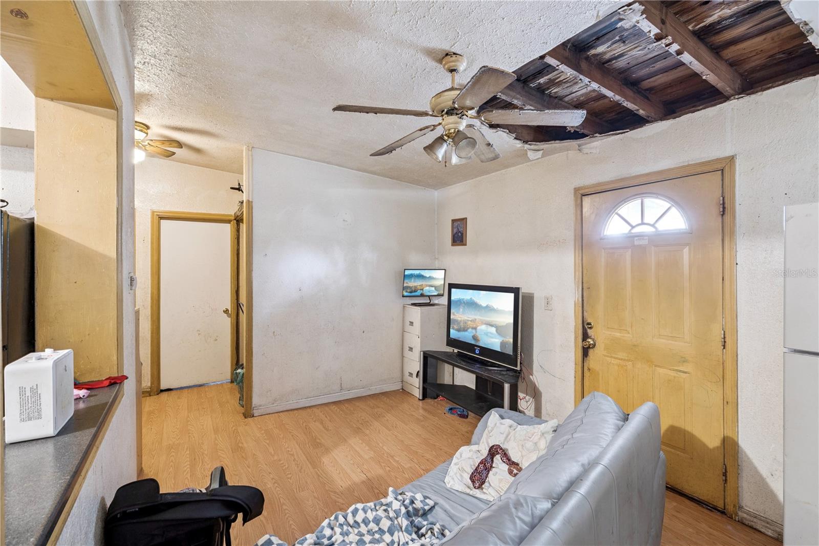 EUSTIS PINECREST - Residential