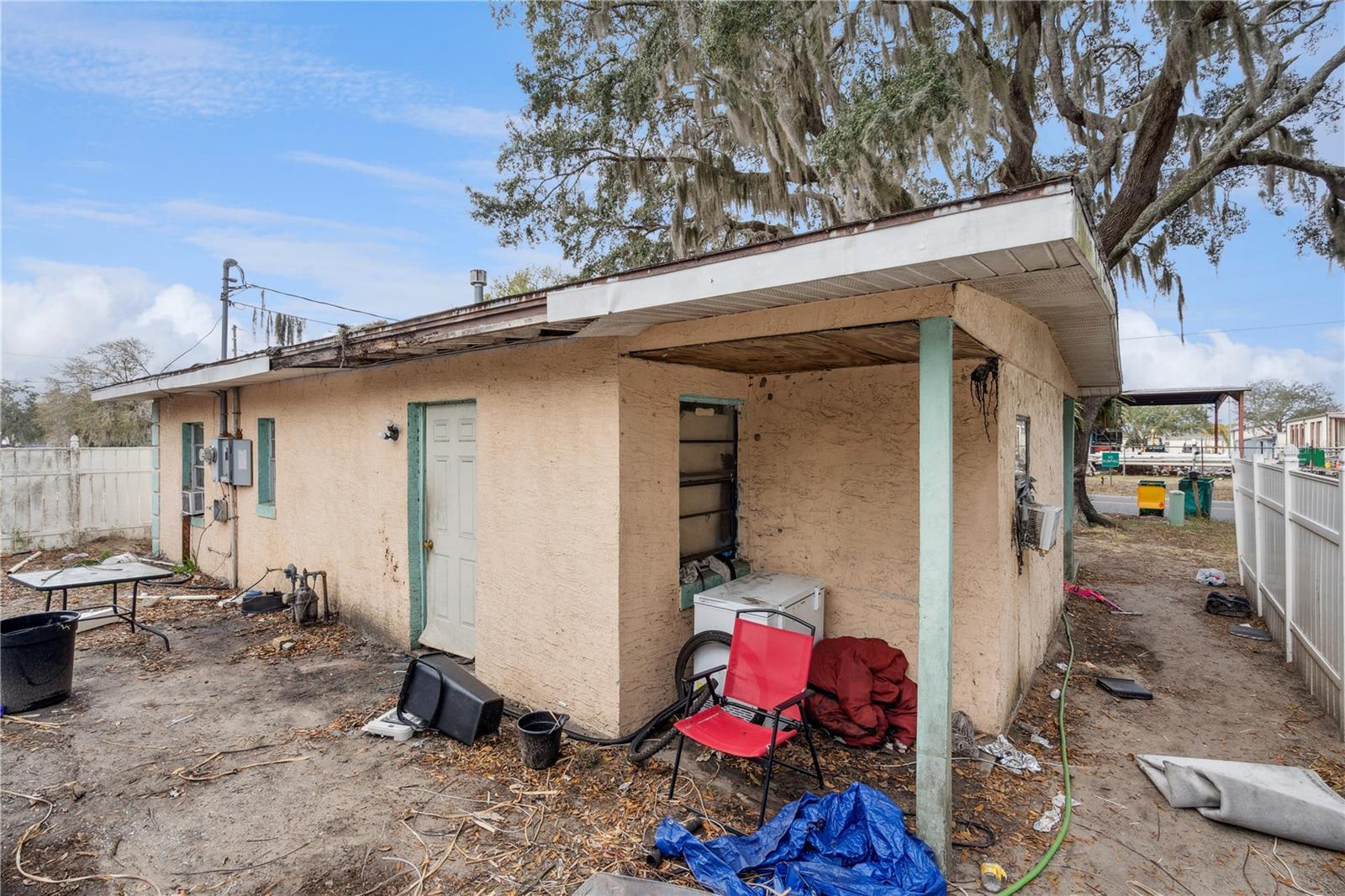 EUSTIS PINECREST - Residential