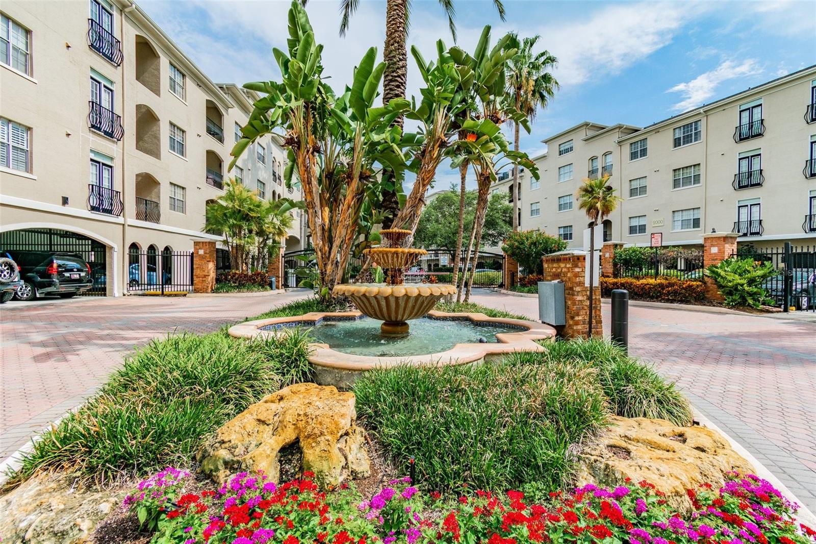 HARBOUR PLACE CITY HOMES A CON - Residential Lease