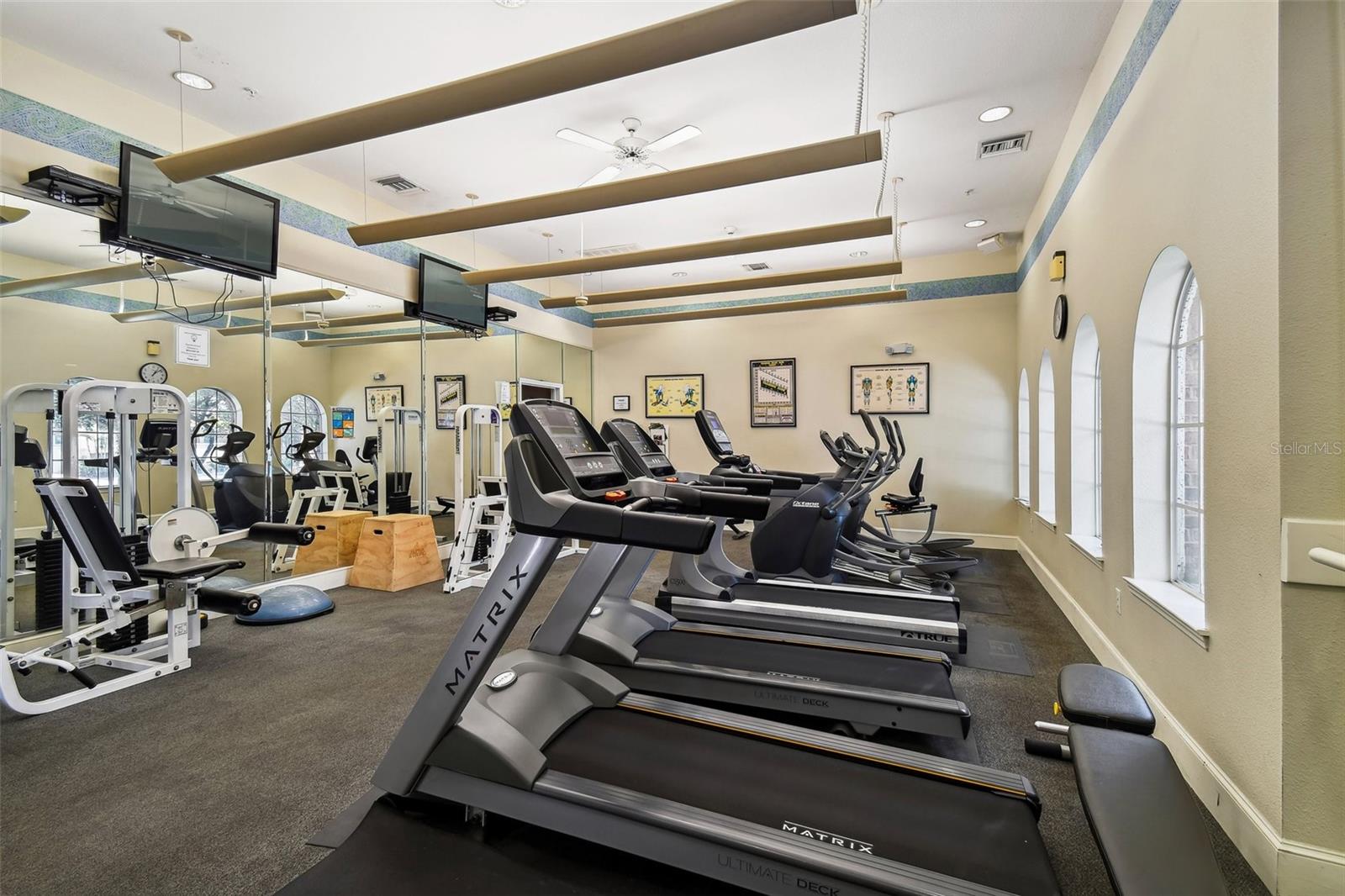 HARBOUR PLACE CITY HOMES A CON - Residential Lease