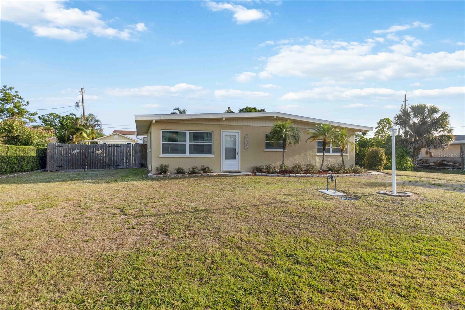 516 45TH STREET COURT W