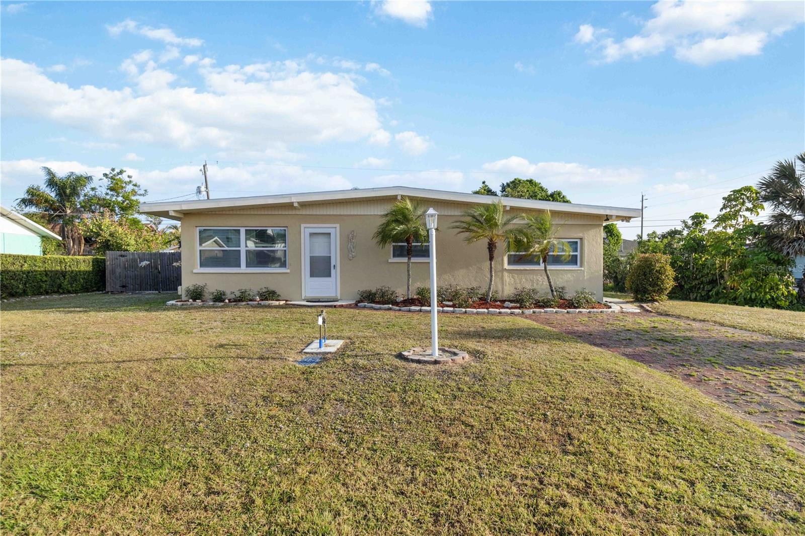 516 45TH STREET COURT W