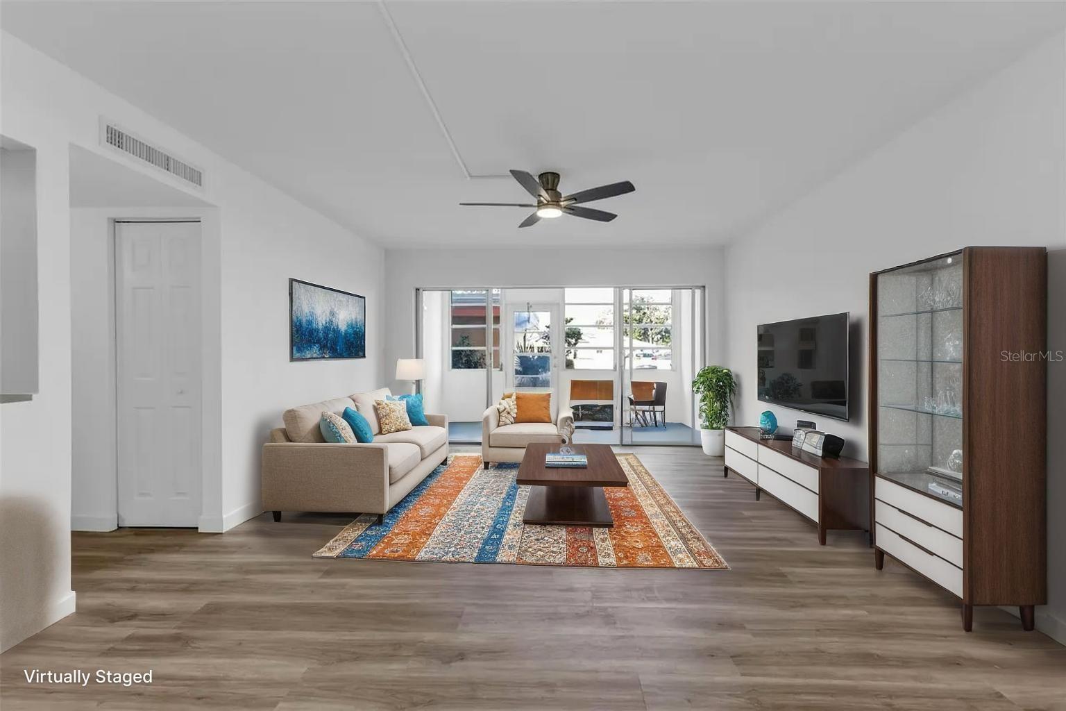 CHELSEA HOUSE - Residential