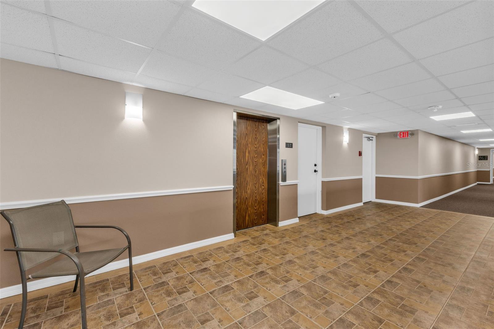 CHELSEA HOUSE - Residential