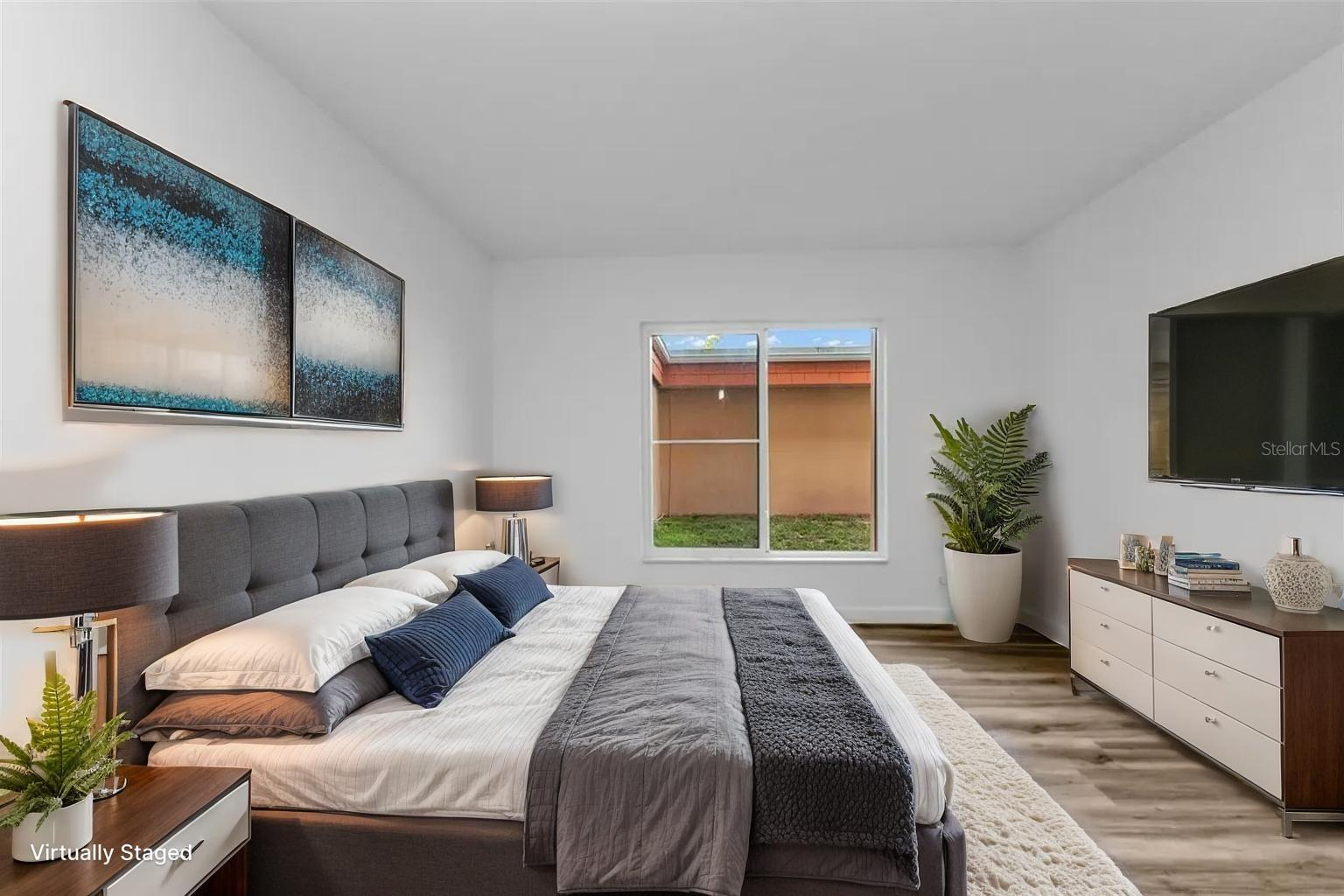 2290 AARON STREET 109