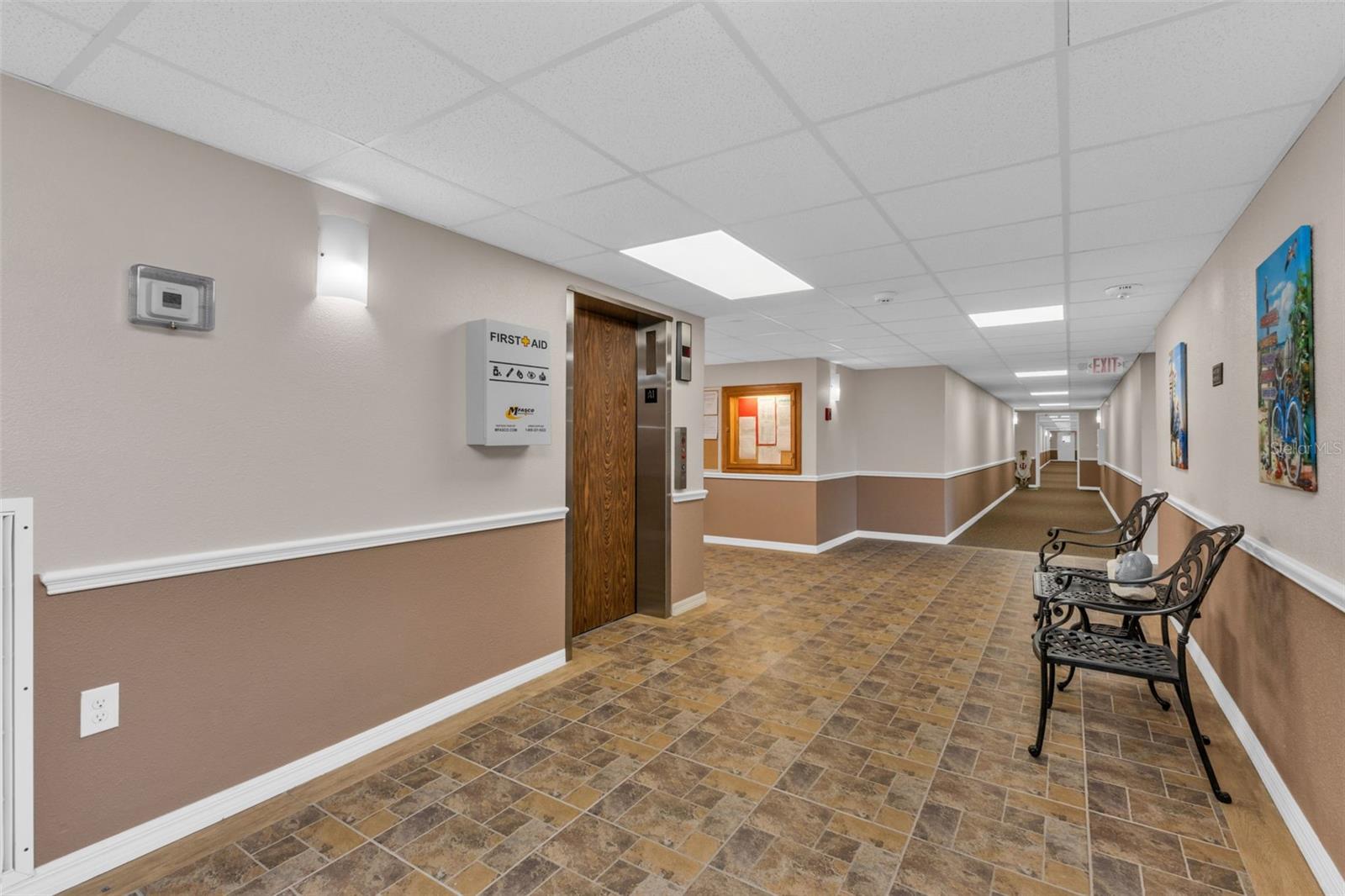 CHELSEA HOUSE - Residential