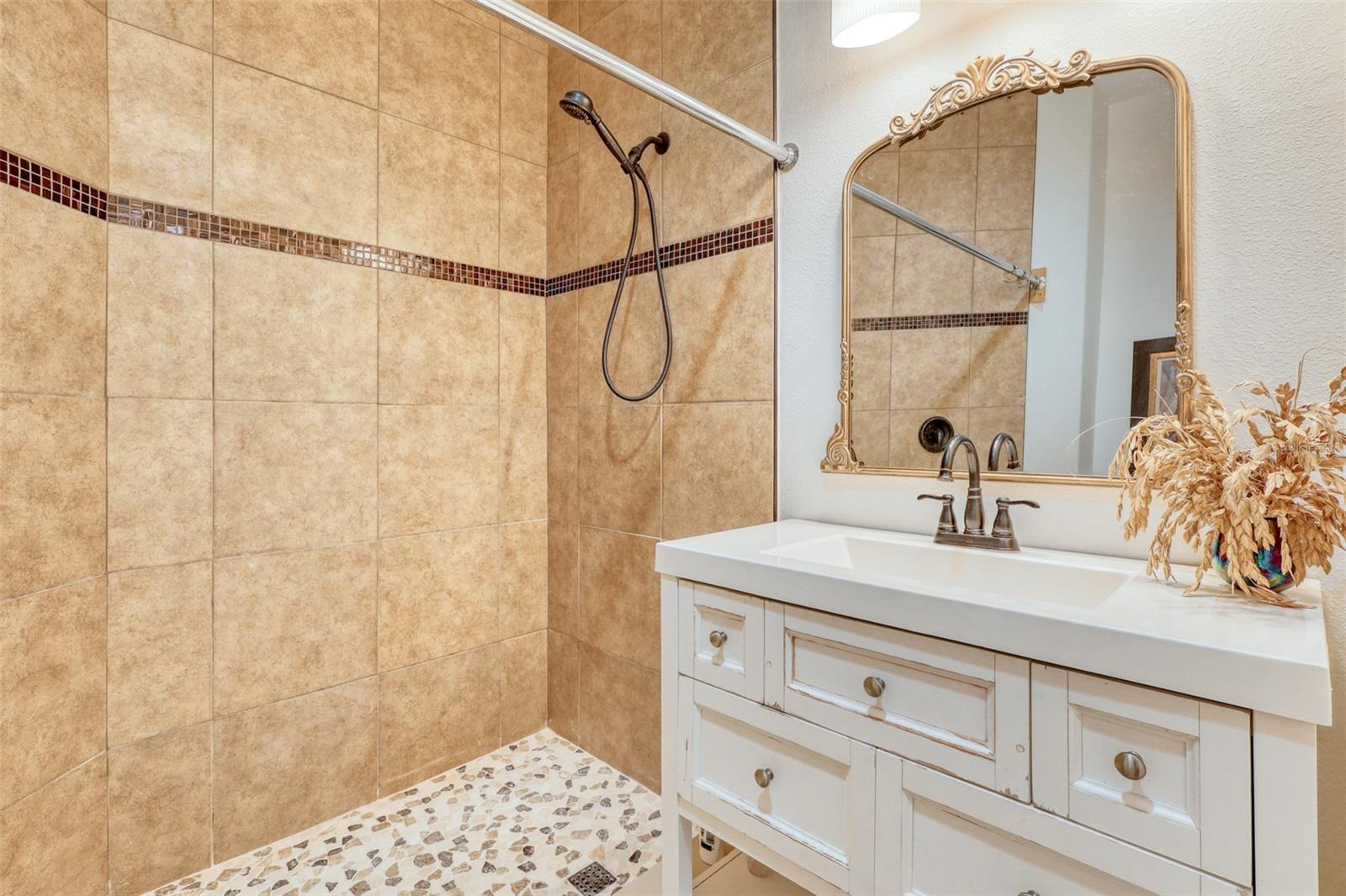 OAK FORD GOLF CLUB - Residential