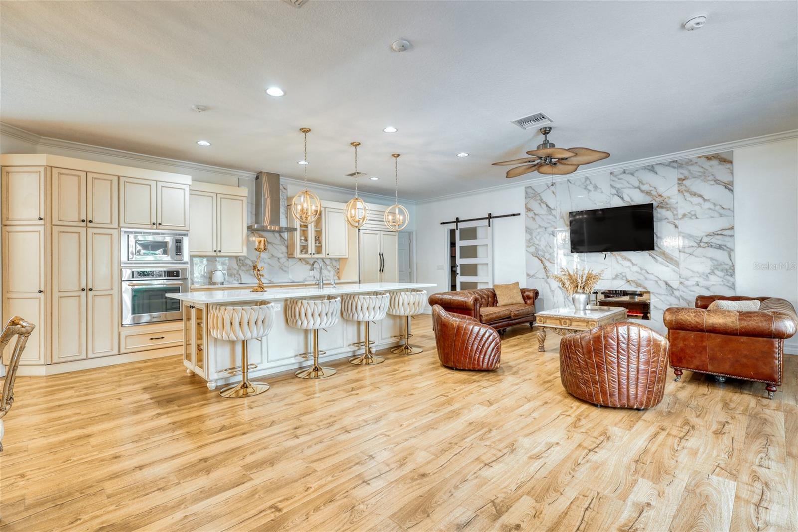 OAK FORD GOLF CLUB - Residential