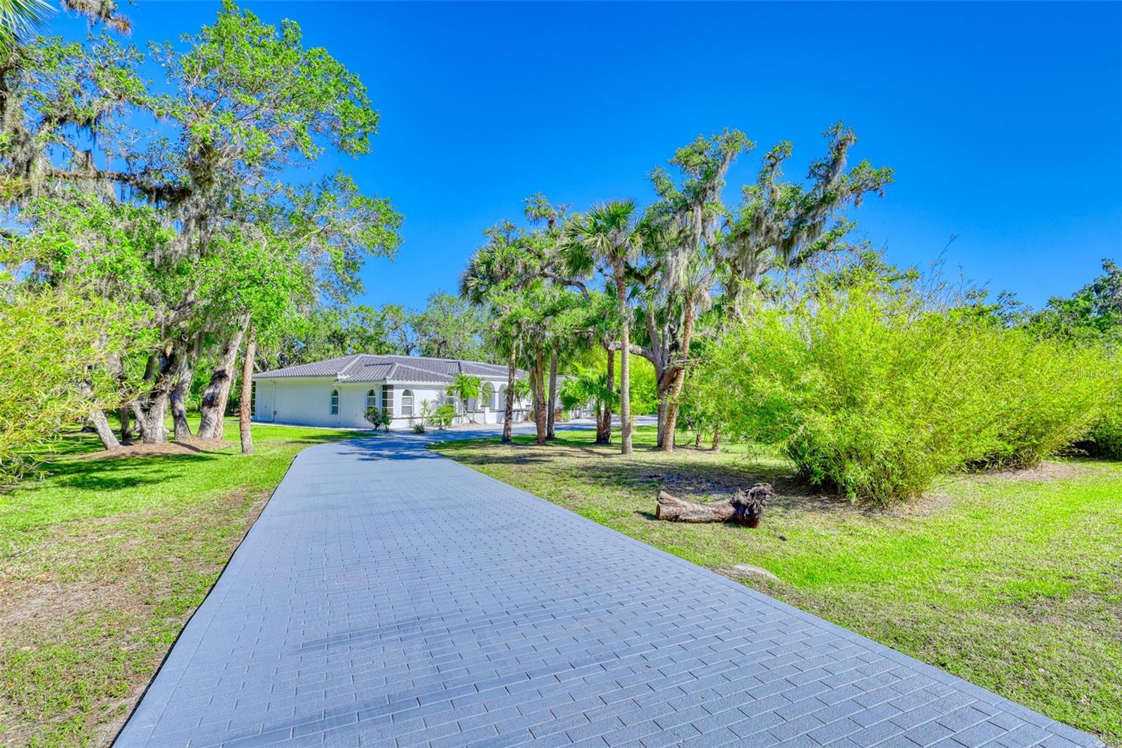 OAK FORD GOLF CLUB - Residential