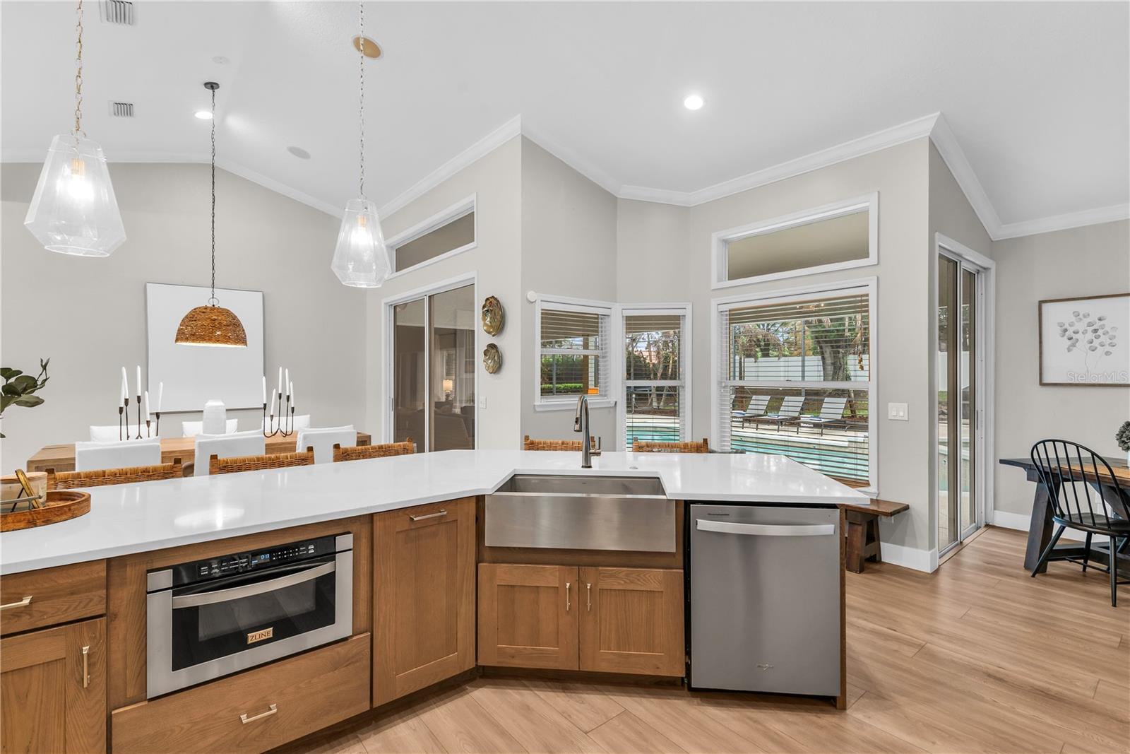 WINDSOR HILL - Residential